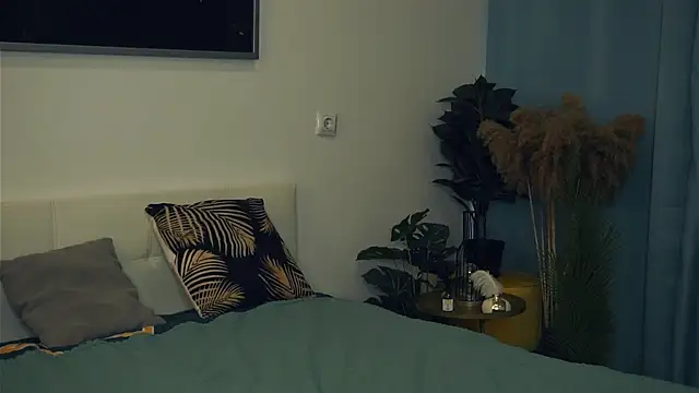 Snapshot of VeronaCritchlow chatting on March 2025 10:44:02 AM VeronaCritchlow online show from March 2025 10:44:02 AM