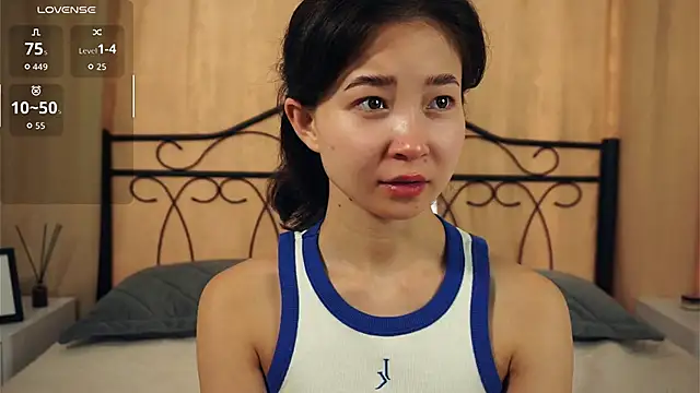 Snapshot of VeronaCritchlow chatting on September 2025 07:08:01 AM VeronaCritchlow online show from September 2025 07:08:01 AM