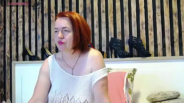 Snapshot of Alis_Lovi chatting on June 2026 10:13:01 AM Alis Lovi online show from June 2026 10:13:01 AM
