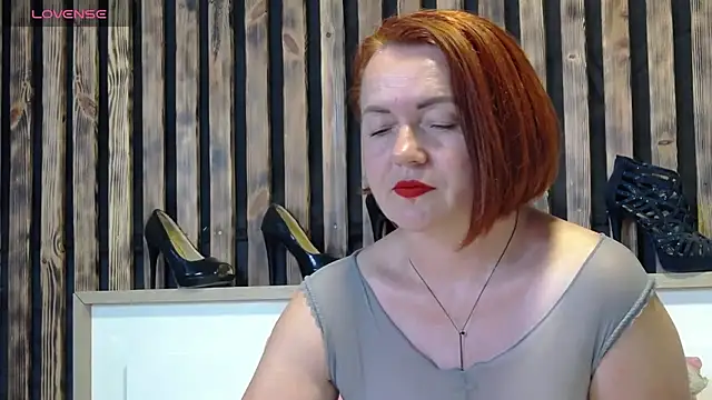 Snapshot of Alis_Lovi chatting on July 2026 10:40:01 AM Alis Lovi online show from July 2026 10:40:01 AM