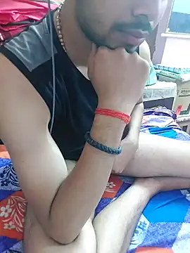 Snapshot of Extrembox5 chatting on April 2026 06:35:01 PM Extrembox5 online show from April 2026 06:35:01 PM