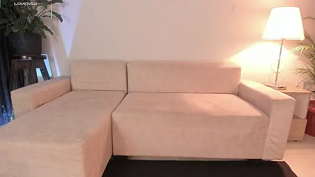 Snapshot of Hannah_Jonhson chatting on March 2026 05:13:01 AM Hannah Jonhson online show from March 2026 05:13:01 AM