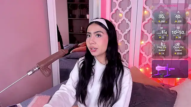 aniie west online show from February 2025 12:11:01 PM