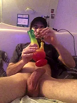 Snapshot of Pilote19 chatting on November 2025 09:44:02 AM Pilote19 online show from November 2025 09:44:02 AM