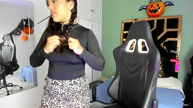 Billie Jhonson  online show from October 2025 07:15:01 PM