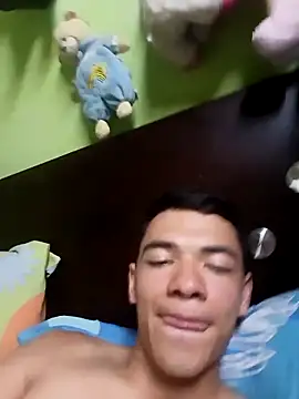 Snapshot of andresiito203 chatting on February 2025 06:24:01 AM andresiito203 online show from February 2025 06:24:01 AM