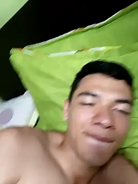 Snapshot of andresiito203 chatting on February 2025 05:48:01 AM andresiito203 online show from February 2025 05:48:01 AM