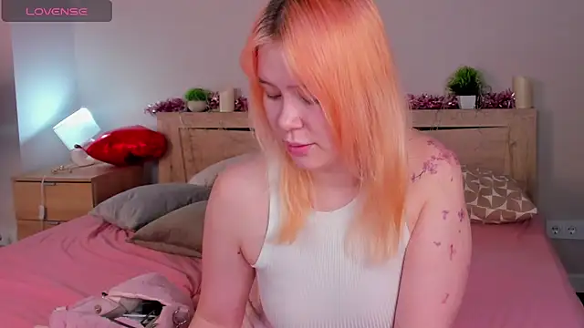 Snapshot of Amy_Kimberlly chatting on February 2026 12:29:02 AM Amy Kimberlly online show from February 2026 12:29:02 AM