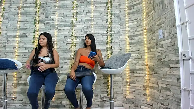 emilly09 online show from March 2025 09:45:02 PM