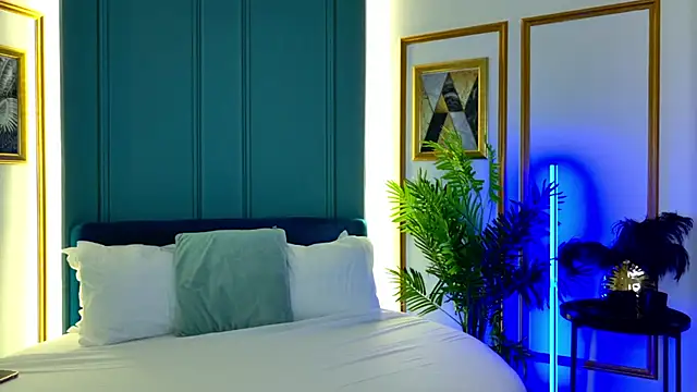 AylaPearl online show from October 2025 06:43:01 PM