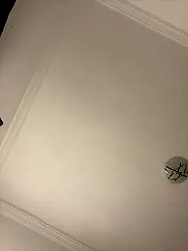 Snapshot of Boneca25 chatting on December 2025 04:55:01 AM Boneca25 online show from December 2025 04:55:01 AM