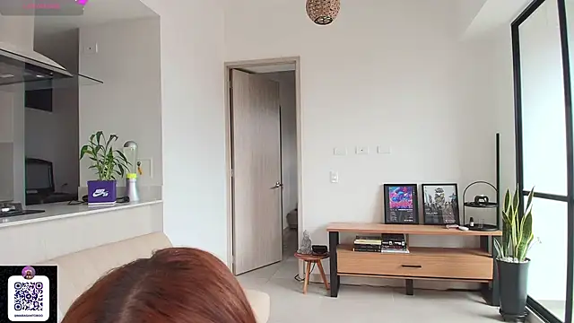 Mara Santoro online show from November 2025 03:27:02 PM