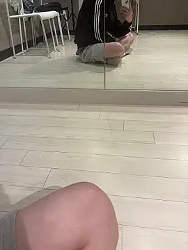 Snapshot of Phil_6677 chatting on September 2025 07:15:01 PM Phil 6677 online show from September 2025 07:15:01 PM