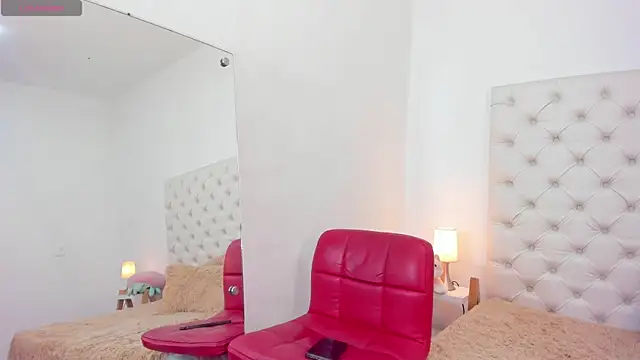 esmeralda06 online show from September 2025 02:43:01 PM