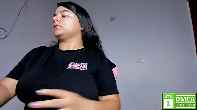 Little Shaara online show from November 2025 08:21:01 PM