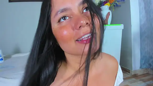 Snapshot of evaa_greey chatting on November 2025 08:07:01 PM evaa greey online show from November 2025 08:07:01 PM