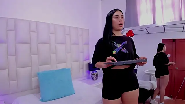 Ariana rouse online show from March 2025 07:06:02 PM