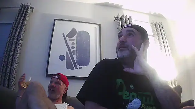 Snapshot of harrychest chatting on April 2026 12:00:01 AM harrychest online show from April 2026 12:00:01 AM