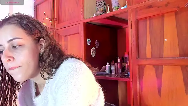 Isangel  online show from December 2025 03:45:02 AM