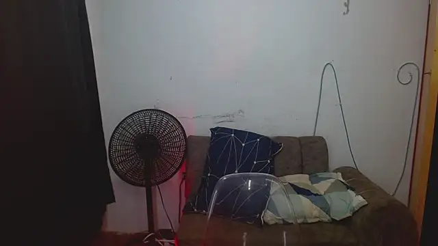 Snapshot of Alexxx_lov chatting on March 2026 12:22:01 PM Alexxx lov online show from March 2026 12:22:01 PM