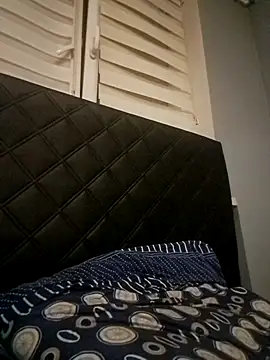 Clappingseling online show from September 2025 03:40:02 AM