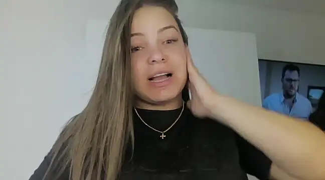 Snapshot of mielc4 chatting on January 2025 01:32:02 AM mielc4 online show from January 2025 01:32:02 AM