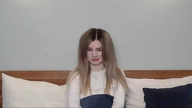 Snapshot of Chloe_Addison chatting on February 2025 05:16:01 PM Chloe Addison online show from February 2025 05:16:01 PM