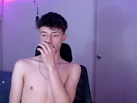 Snapshot of Juanmres chatting on March 2026 09:09:02 PM Juanmres online show from March 2026 09:09:02 PM