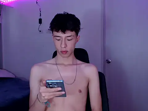 Snapshot of Juanmres chatting on March 2026 05:30:01 PM Juanmres online show from March 2026 05:30:01 PM