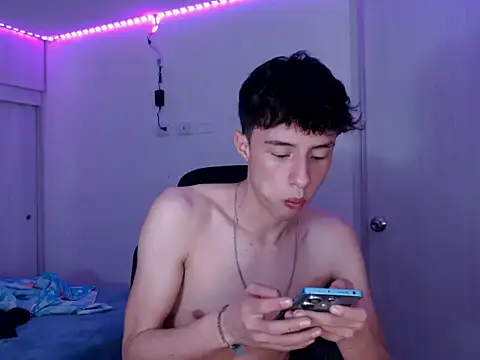 Snapshot of Juanmres chatting on March 2026 09:51:01 PM Juanmres online show from March 2026 09:51:01 PM