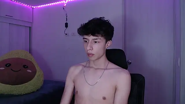 Snapshot of Juanmres chatting on April 2026 02:16:01 AM Juanmres online show from April 2026 02:16:01 AM