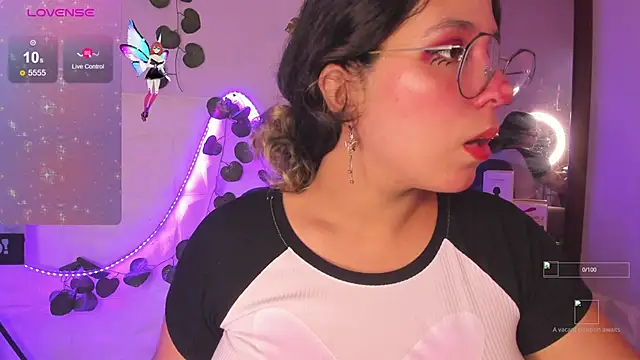 Ludovica6669 online show from November 2025 09:35:02 PM