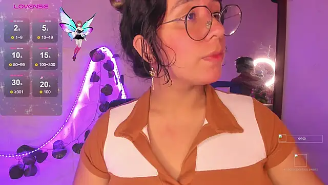 Ludovica6669 online show from November 2025 09:31:02 PM