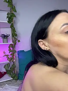 RaisaSalvi online show from February 2025 09:15:02 PM