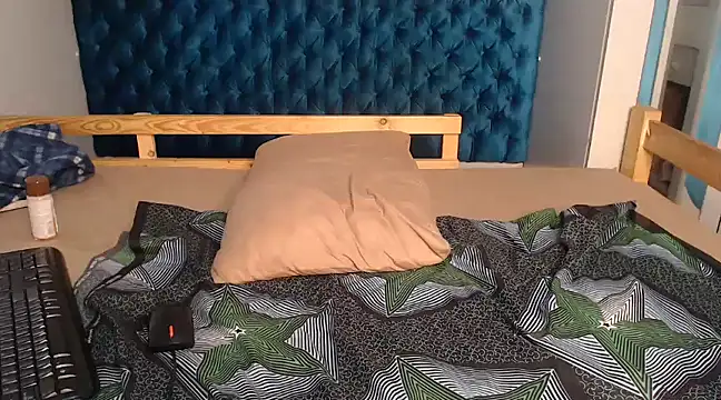 YoungDiva69 online show from March 2025 06:27:01 AM