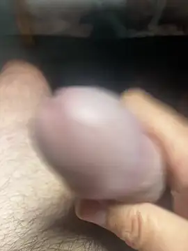 yannusgir33 online show from September 2025 09:09:01 PM