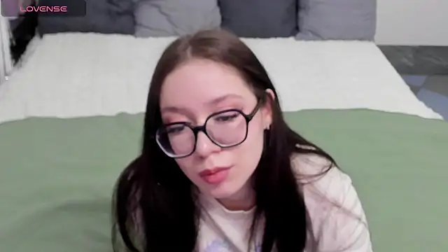 Snapshot of Alikka_Shykitty chatting on February 2025 02:45:01 AM Alikka Shykitty online show from February 2025 02:45:01 AM