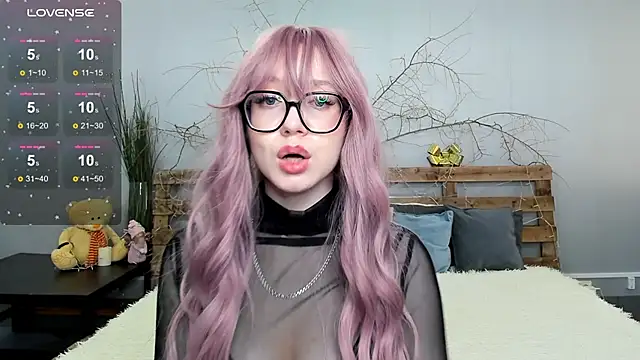 Snapshot of Alikka_Shykitty chatting on February 2025 10:07:02 AM Alikka Shykitty online show from February 2025 10:07:02 AM