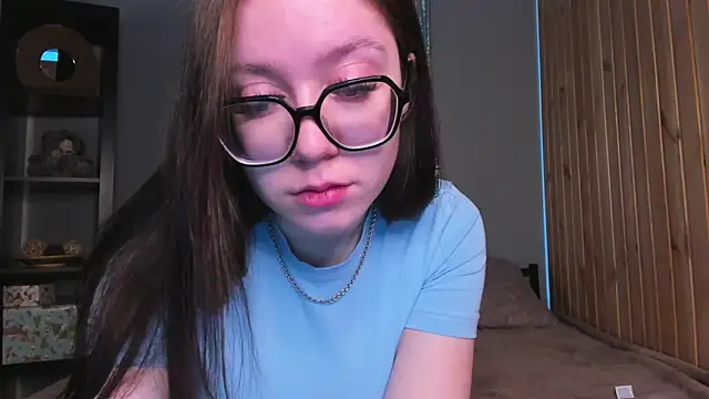 Snapshot of Alikka_Shykitty chatting on March 2025 03:00:02 AM Alikka Shykitty online show from March 2025 03:00:02 AM