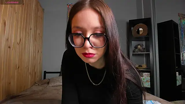 Snapshot of Alikka_Shykitty chatting on March 2025 03:33:02 AM Alikka Shykitty online show from March 2025 03:33:02 AM