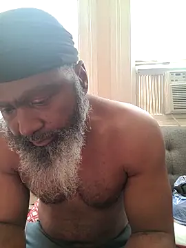 shavez5888 online show from March 2025 09:01:01 PM