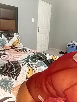 Snapshot of PrincessLali chatting on April 2026 08:39:01 AM PrincessLali online show from April 2026 08:39:01 AM