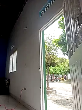 Snapshot of -Nicol chatting on March 2025 04:51:02 PM -Nicol online show from March 2025 04:51:02 PM