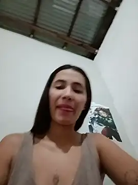 Snapshot of -Nicol chatting on October 2025 10:00:02 AM -Nicol online show from October 2025 10:00:02 AM