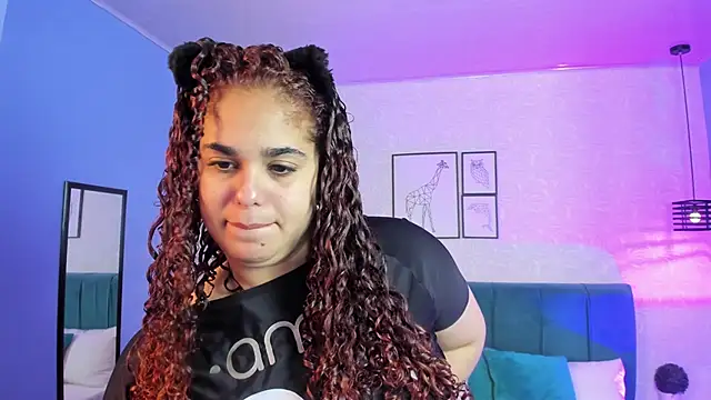 Snapshot of ninna_curly chatting on September 2025 09:17:02 PM ninna curly online show from September 2025 09:17:02 PM