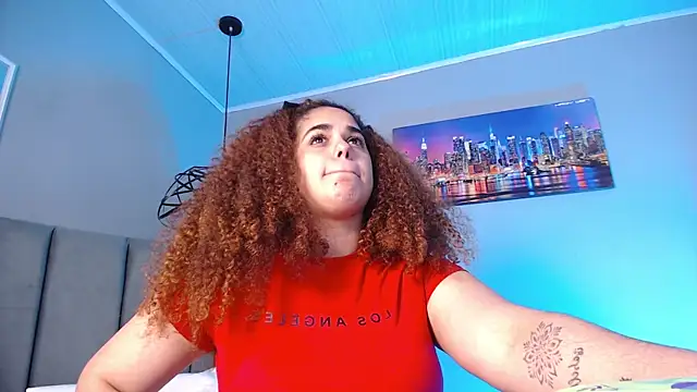 Snapshot of ninna_curly chatting on November 2025 10:34:02 PM ninna curly online show from November 2025 10:34:02 PM