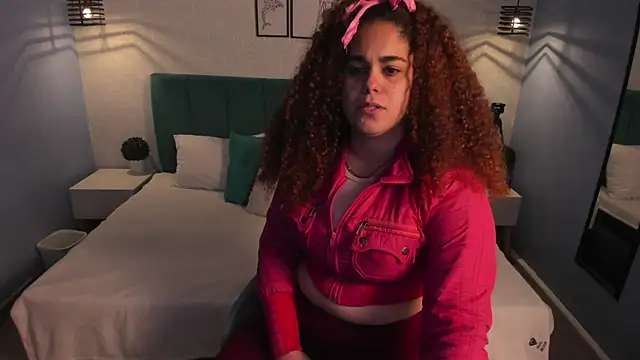 Snapshot of ninna_curly chatting on December 2025 04:32:01 AM ninna curly online show from December 2025 04:32:01 AM