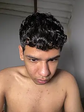 Santiago-Thompson online show from October 2025 08:00:02 PM