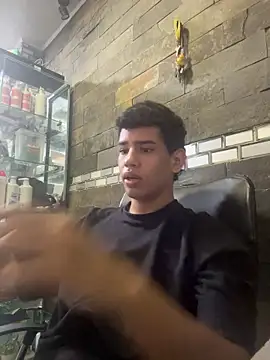 Santiago-Thompson online show from October 2025 04:33:01 PM