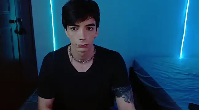 H3ll B0I online show from March 2025 05:35:01 AM